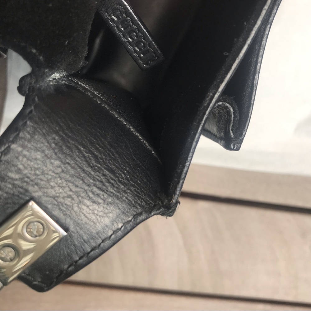 GUCCI Rare 90's Vintage Patent Leather Suede Purse - Picture 8 of 9
